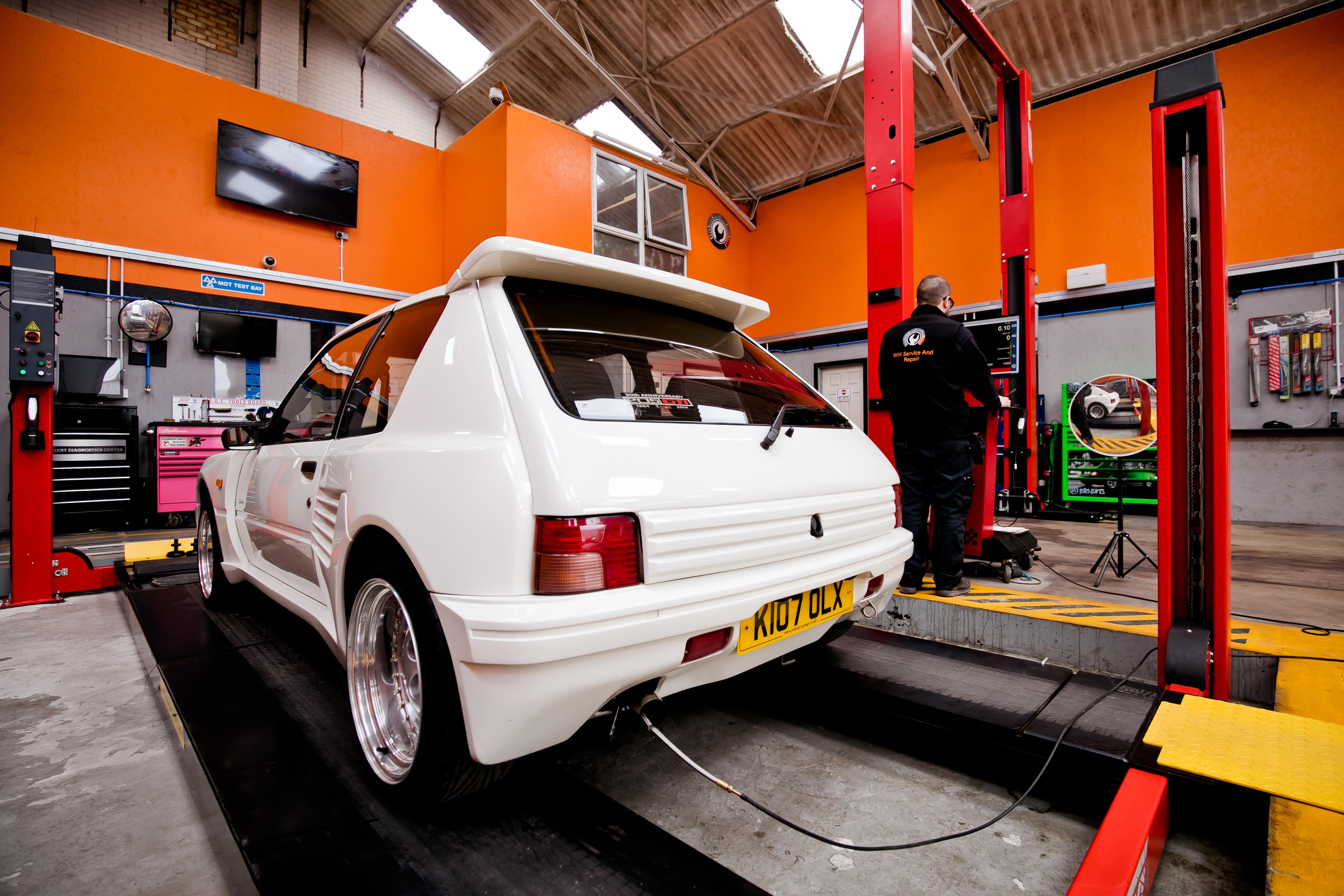 Images RKH Service & Repair | MOT Ashford Kent