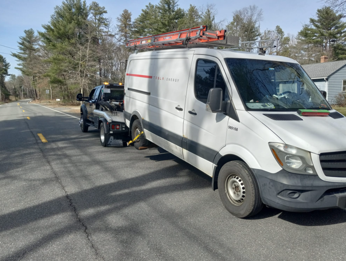 Contact us for Towing Services!