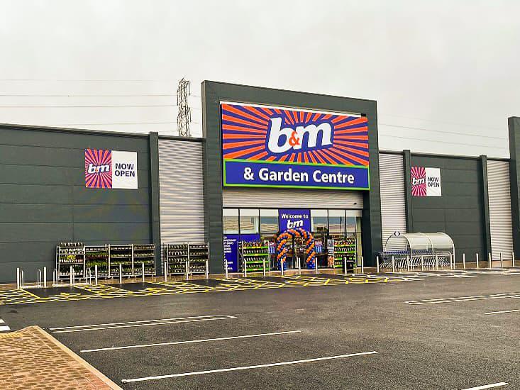 Images B&M Store with Garden Centre