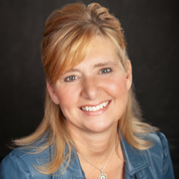 Images Edward Jones - Financial Advisor: Mollie Bolton