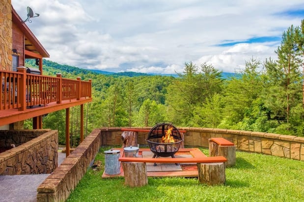 Images Bear Camp Cabin Rentals