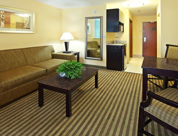 Images Holiday Inn Express & Suites Carthage by IHG