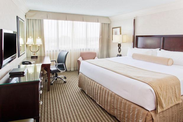 Images Crowne Plaza Portland-Downtown Conv Ctr by IHG