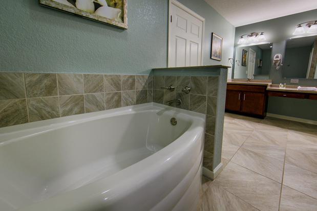 Images Holiday Inn Club Vacations Orlando Breeze Resort