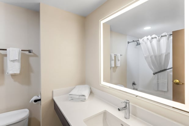 Images Holiday Inn Express & Suites Charleston-Southridge by IHG