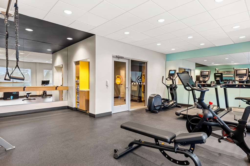 Health club fitness center gym