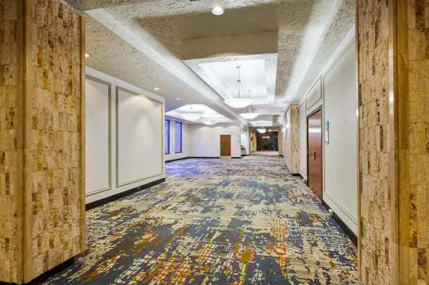 Images Crowne Plaza Columbus North- Worthington by IHG