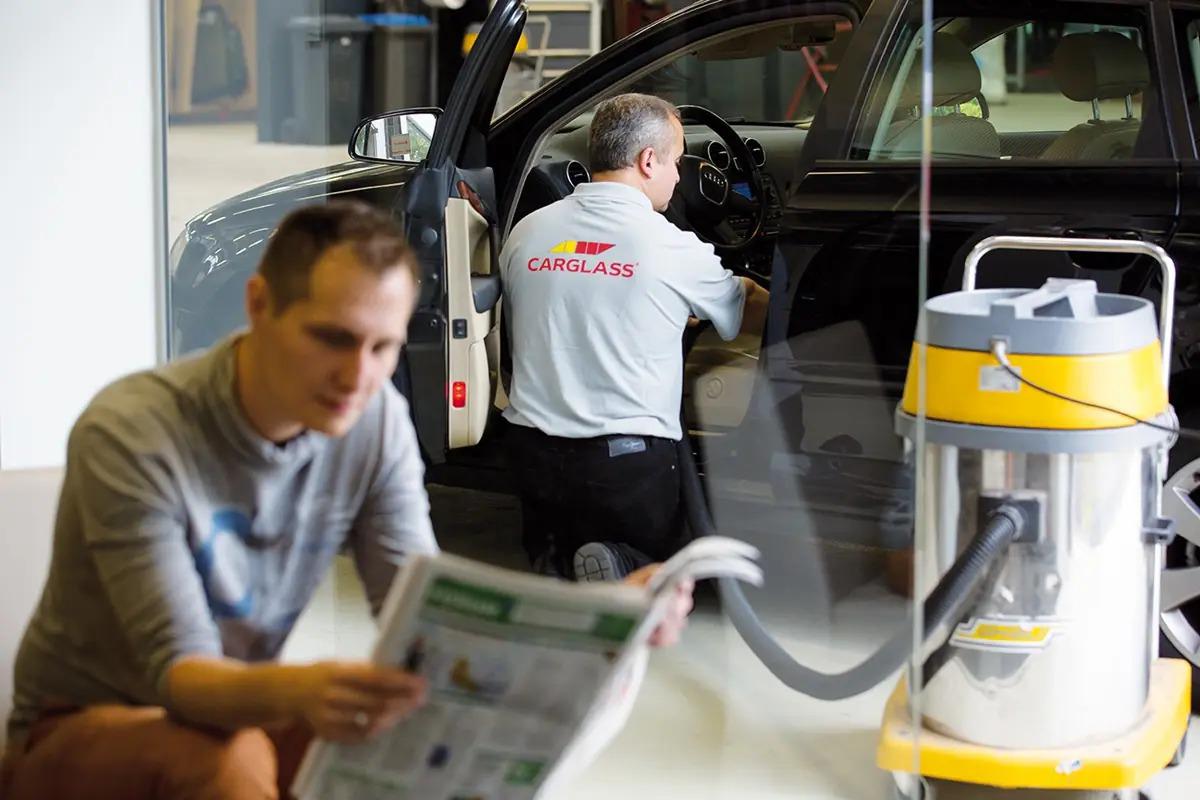 Images Carglass® Foetz : Remplacer & réparer les vitres de voiture