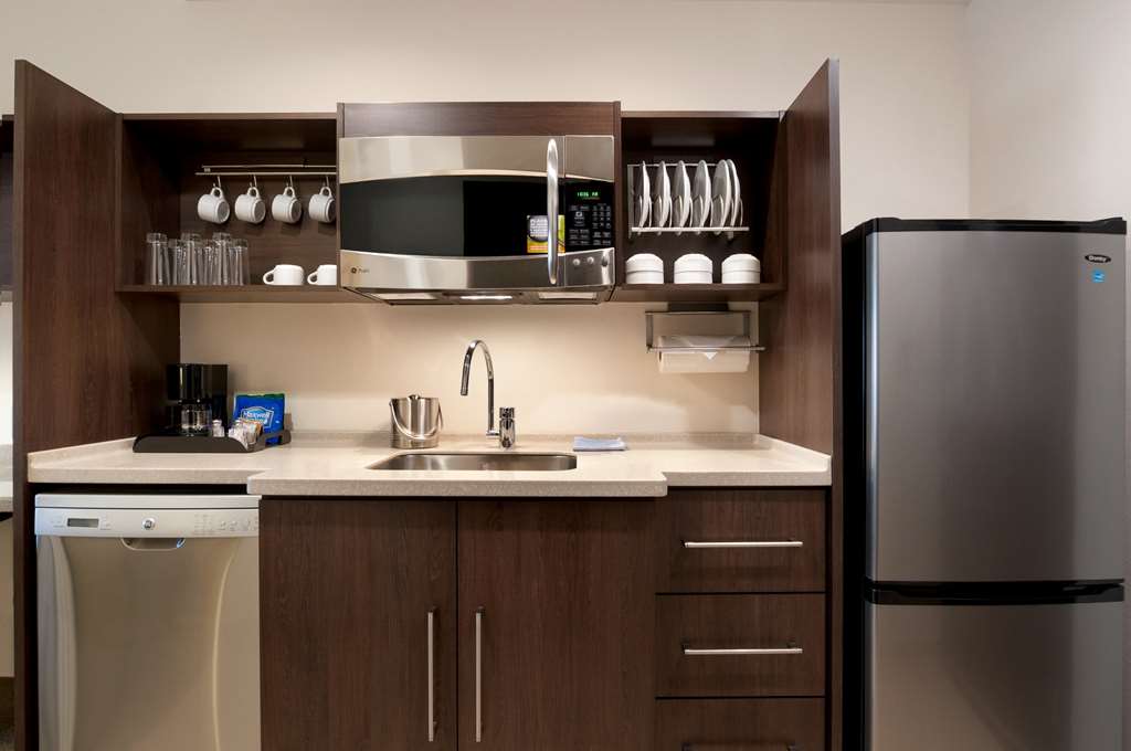 Images Homewood Suites by Hilton Queretaro