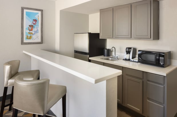 Images Holiday Inn & Suites Orlando SW - Celebration Area by IHG