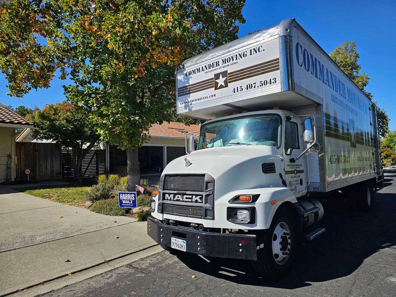 Images Commander Moving Inc.
