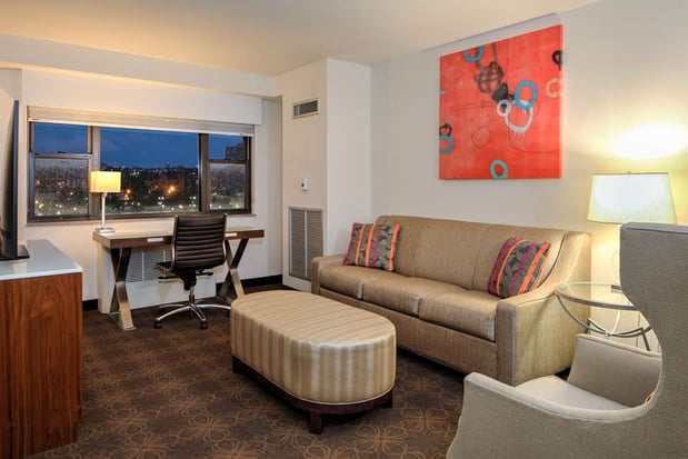 Images DoubleTree by Hilton Hotel & Suites Pittsburgh Downtown