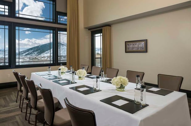 Images Waldorf Astoria Park City
