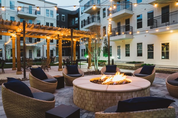 Images Modera Frisco Square