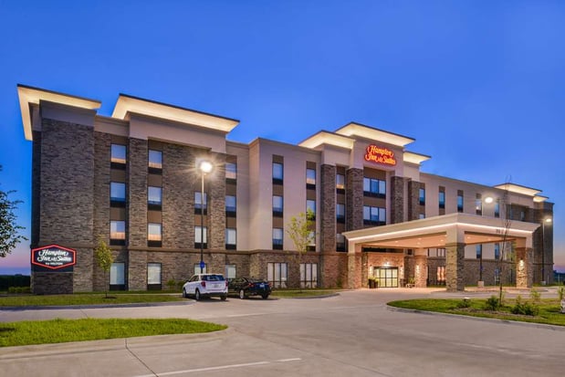 Images Hampton Inn & Suites Altoona-Des Moines