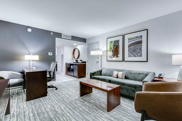 Images Embassy Suites by Hilton Louisville East