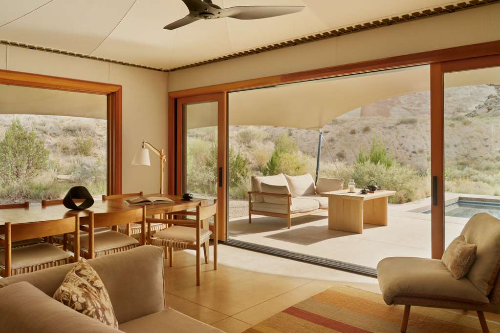 Amangiri One Bedroom Sunset Pavilion Living Area