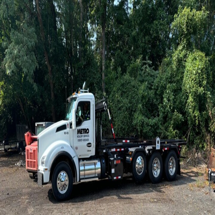 Images Metro Rolloff Services LLC