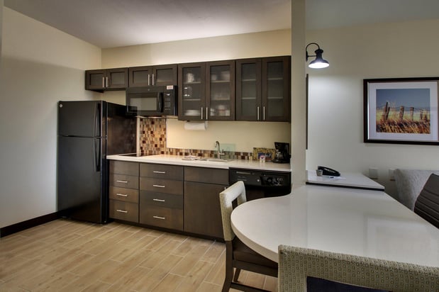 Images Candlewood Suites Wichita East by IHG