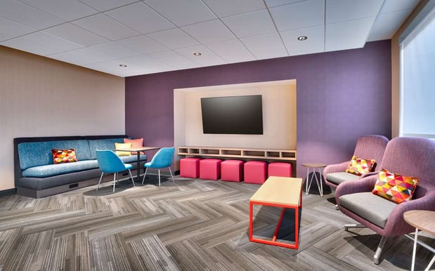 Images Tru by Hilton Clearfield Hill Air Force Base