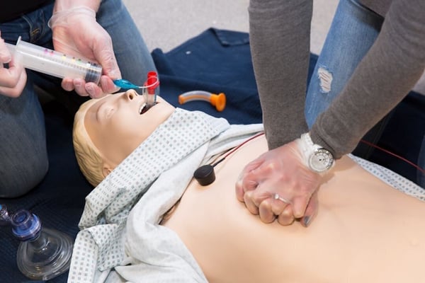 Bilder Erste-Hilfe, Brandschutzhelfer, Ausbildung, Beratung, Notfalltraining, Bildung und Betreuung