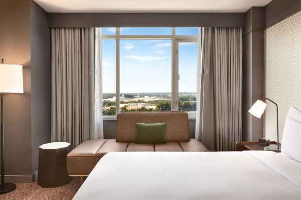 Images Hilton Baltimore BWI Airport