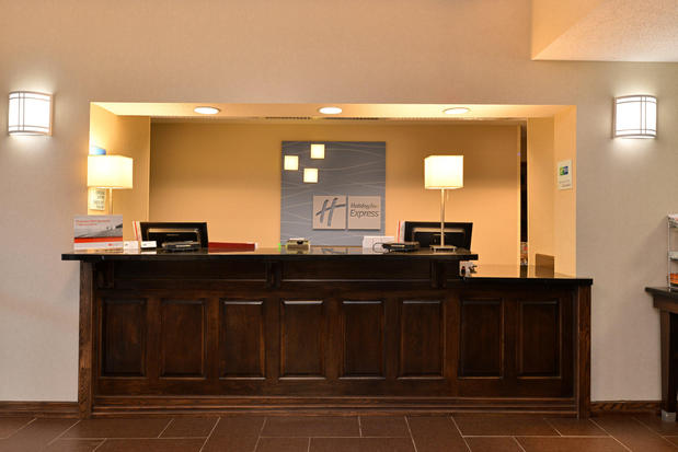 Images Holiday Inn Express & Suites St Marys, an IHG Hotel