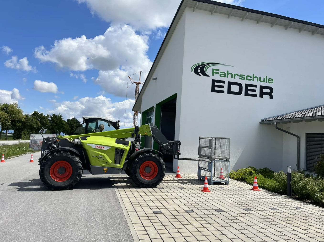 Bild 2 Fahrschule Eder in Eichendorf