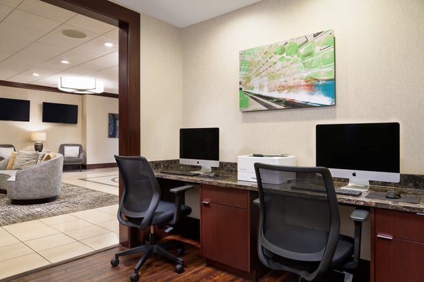 Images Holiday Inn National Airport/Crystal City by IHG