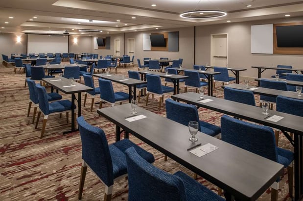 Images Hilton Garden Inn Fontana