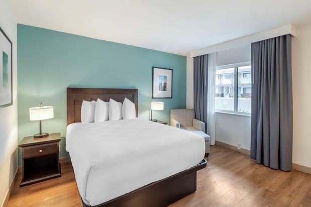 Images Best Western at Ventura Pier