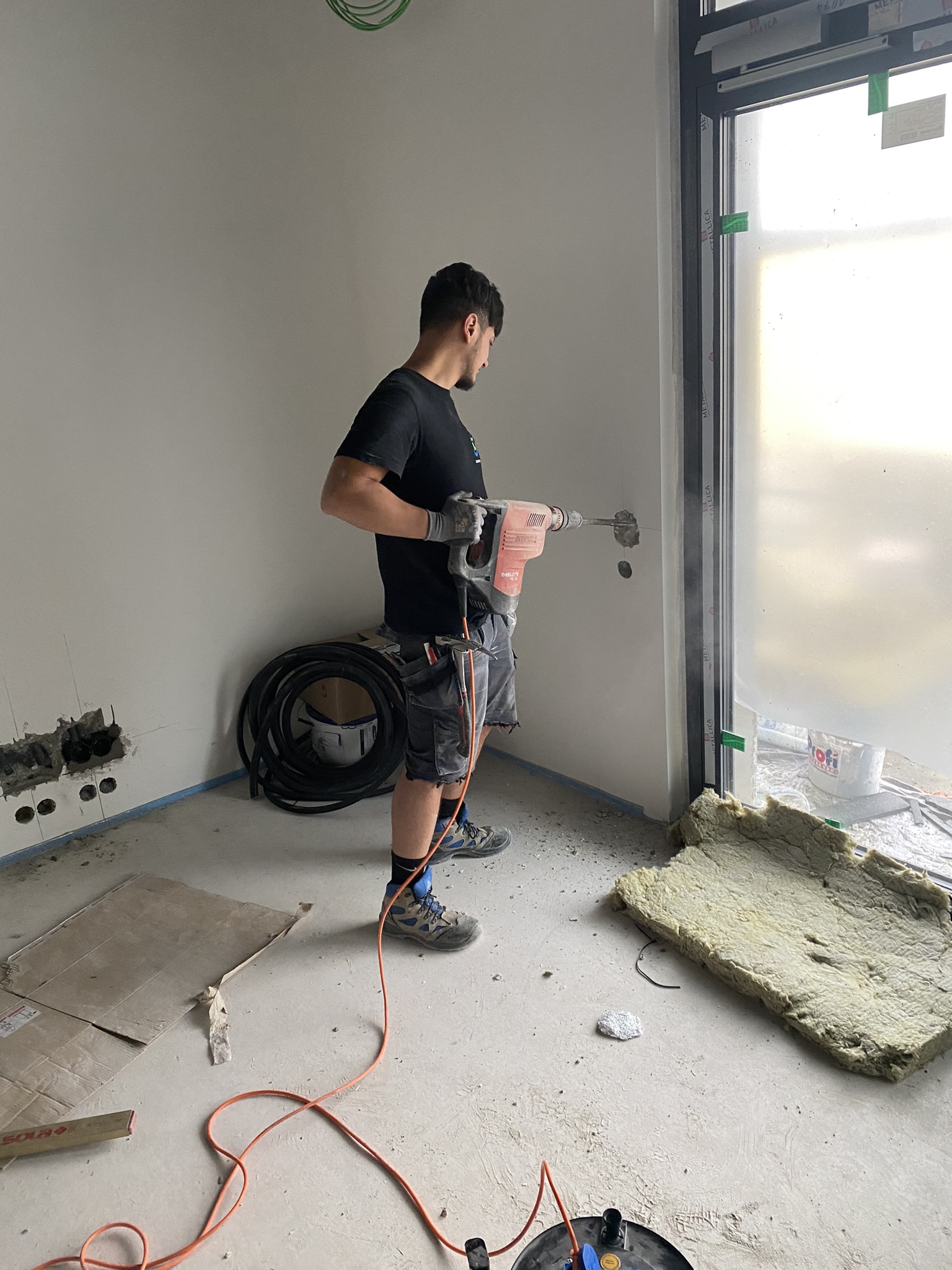 DC Elektrotechnik GmbH, Bachgasse 26 in Wien