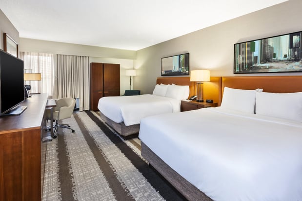 Images Crowne Plaza Dulles Airport by IHG