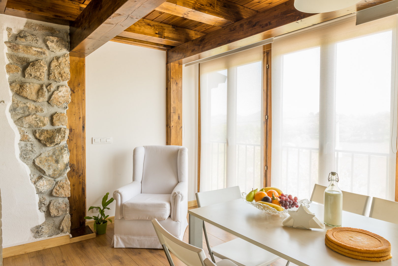 Images Casuca Rubia - Ampuero