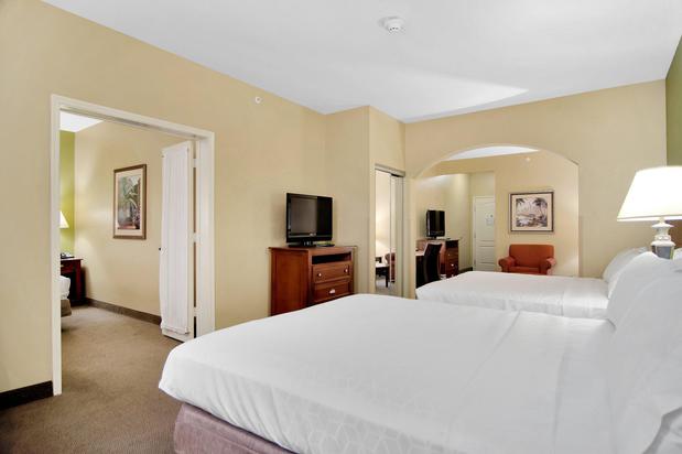 Images Holiday Inn Express & Suites DFW West - Hurst, an IHG Hotel