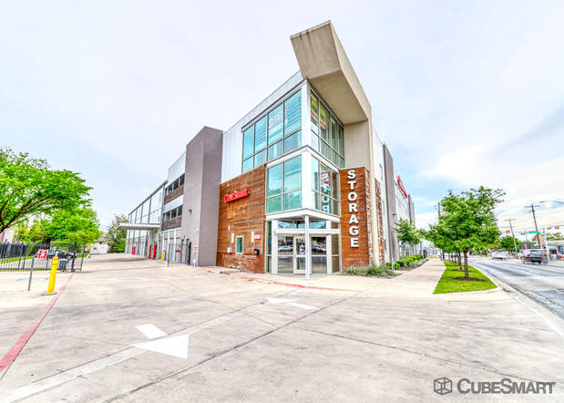 Images CubeSmart Self Storage