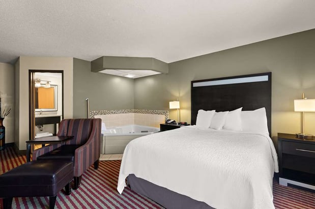 Images Best Western Germantown Inn