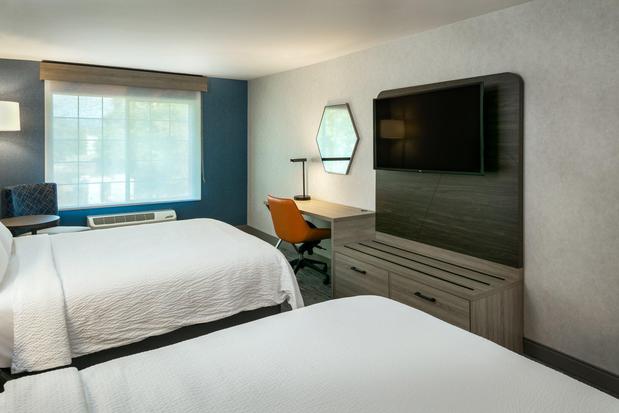 Images Holiday Inn Express Corvallis-on the River by IHG
