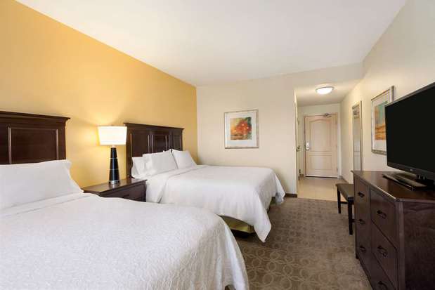 Images Hampton Inn & Suites San Bernardino