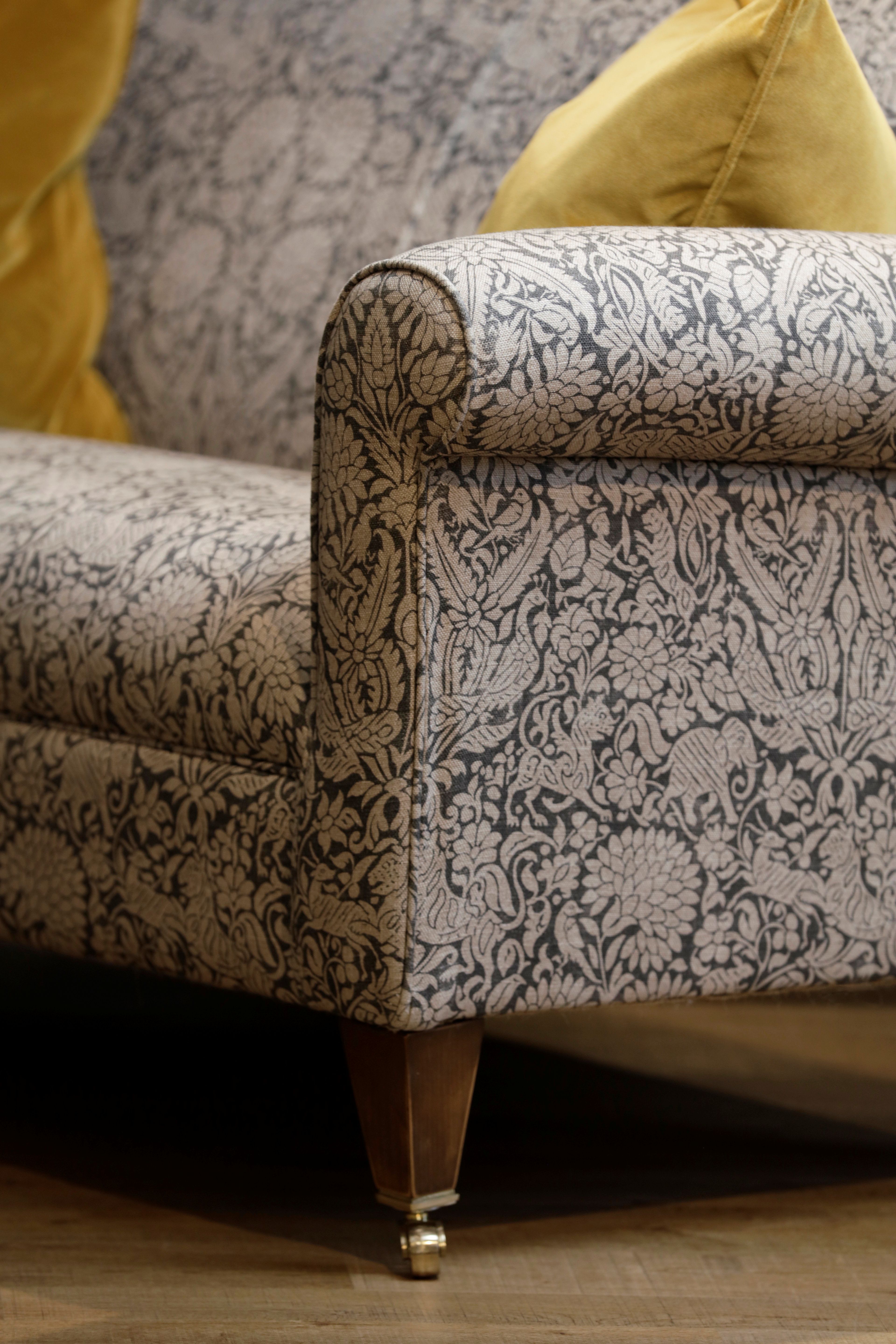 Images Sofas & Stuff - Stroud