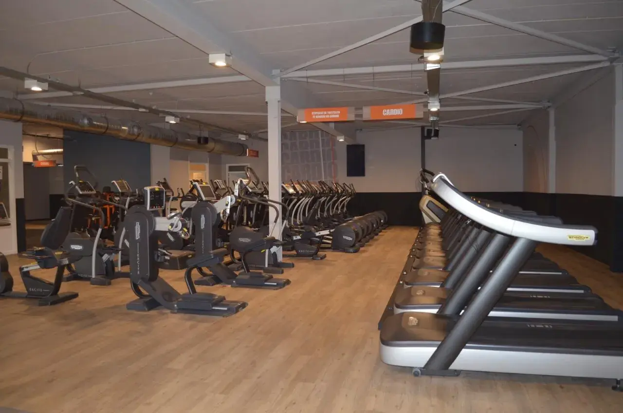 Foto's Basic-Fit 24/7