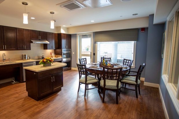 Images Sturges Ridge of Fairfield - Assisted Living & Memory Care