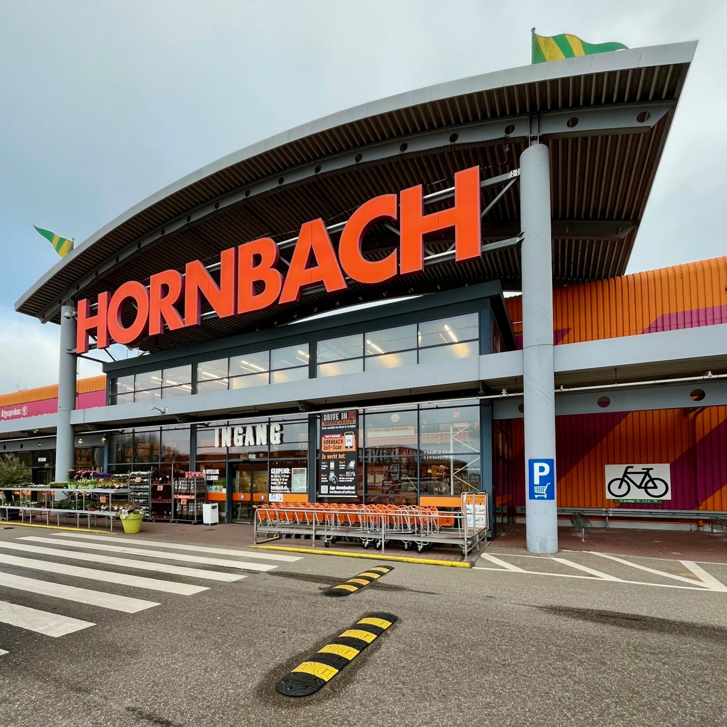 HORNBACH Bouwmarkt Groningen