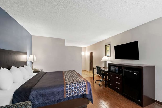 Images SureStay Plus by Best Western Lubbock Medical Center