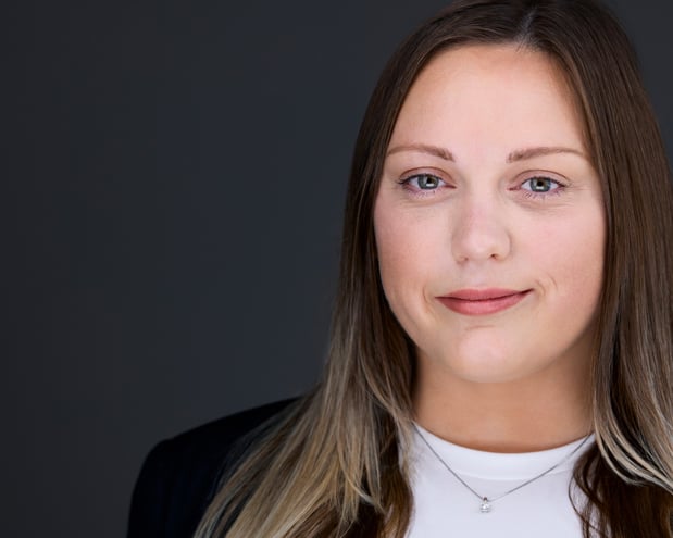 Images ESNTL Headshots