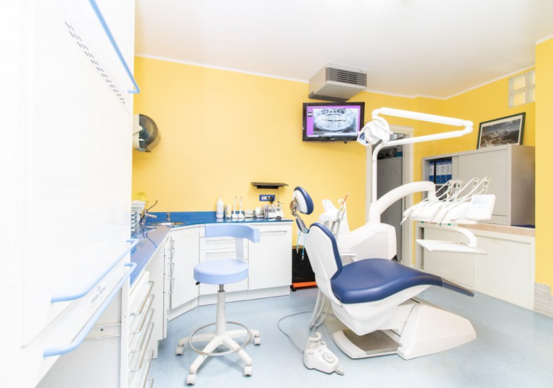 Images Studio Dentistico Dentaline Tomasella Dr. Roberto