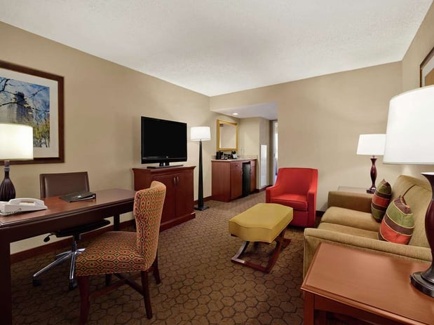 Images Embassy Suites by Hilton Austin Arboretum