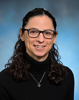 Headshot of Julia Lindenberg