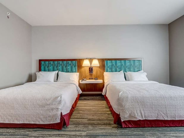 Images Hampton Inn and Suites by Hilton Cincinnati Midtown Rookwood