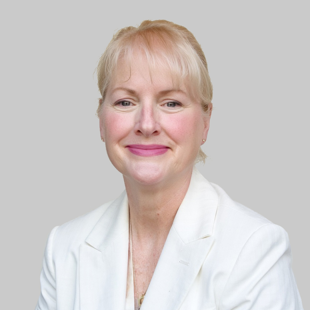 Headshot of Elise E. Leszczynski, a wealth advisor at Chase